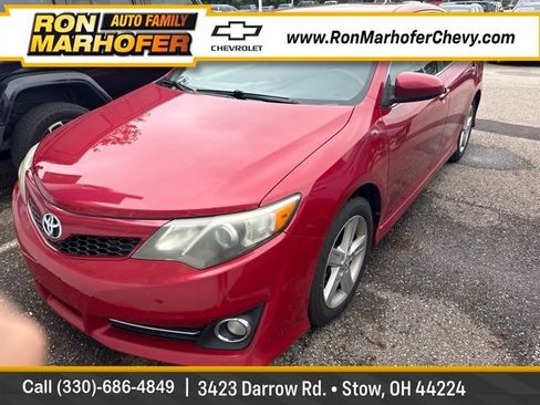 Used 2014 Toyota Camry SE FWD image 1