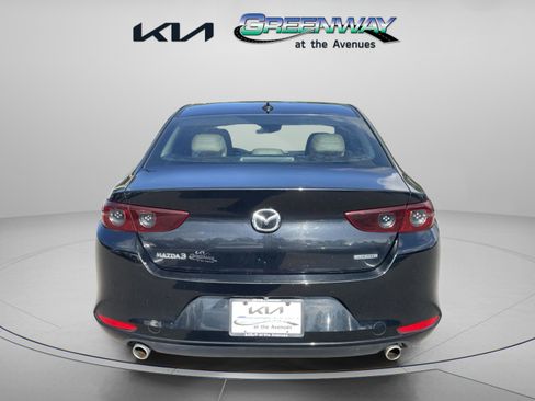 Used 2019 MAZDA MAZDA3 Sedan w/ Preferred Package image 3