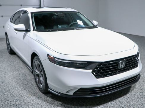 Used 2024 Honda Accord EX image 5