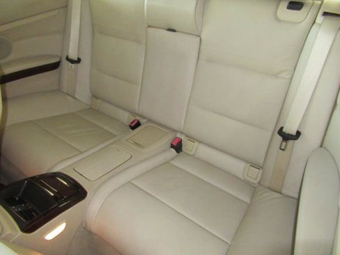 Used 2011 BMW 328i 328i Convertible - SULEV image 32