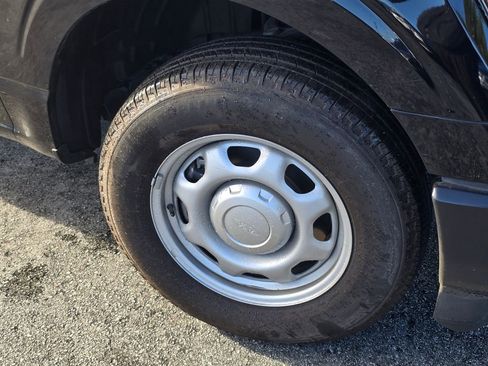 Used 2023 Ford F150 XL image 21