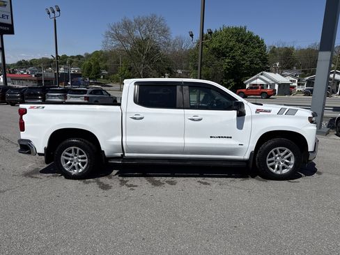 Used 2019 Chevrolet Silverado 1500 LT w/ All-Star Edition AWD/4WD image 2