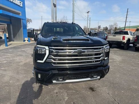 New 2026 Chevrolet Silverado 3500 High Country w/ Technology Package image 24
