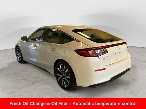 Used 2023 Honda Civic EX-L image 3