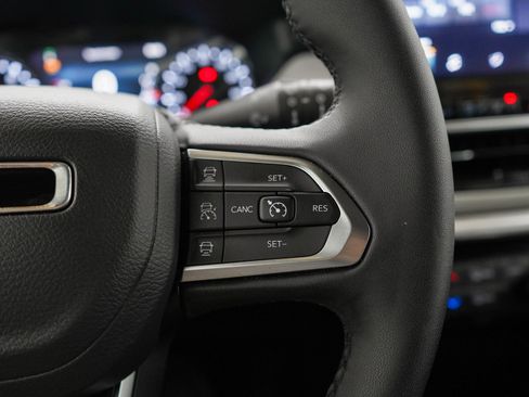 Used 2024 Jeep Compass Limited AWD/4WD image 25