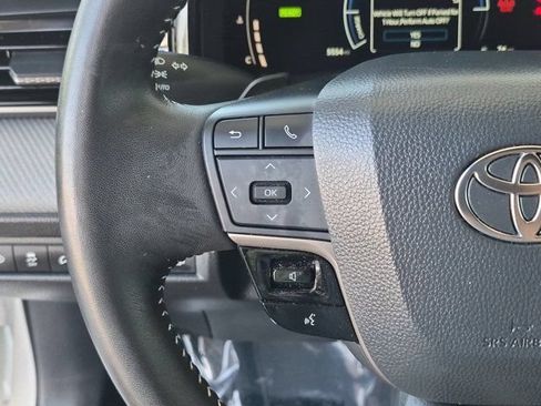 Certified 2025 Toyota Camry SE FWD image 24