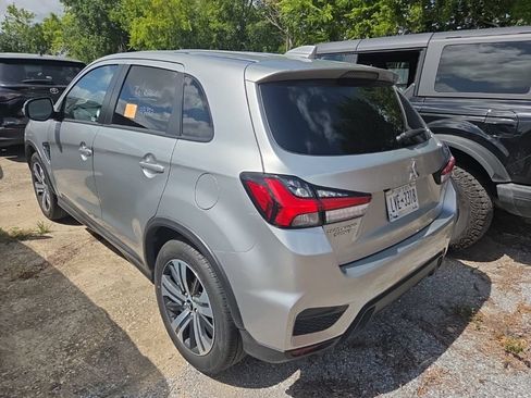 Used 2025 Mitsubishi Outlander Sport SE AWD/4WD image 8
