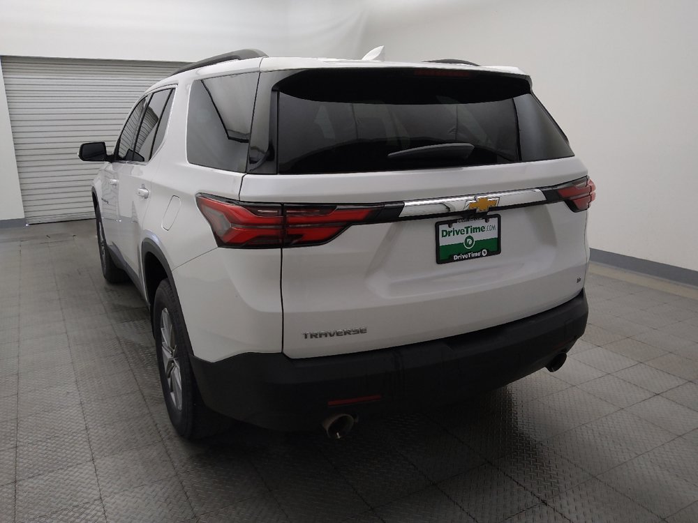 Used 2023 Chevrolet Traverse LT FWD image 6
