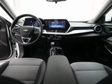 Used 2024 Chevrolet Trax LT w/ Driver Confidence Package image 5