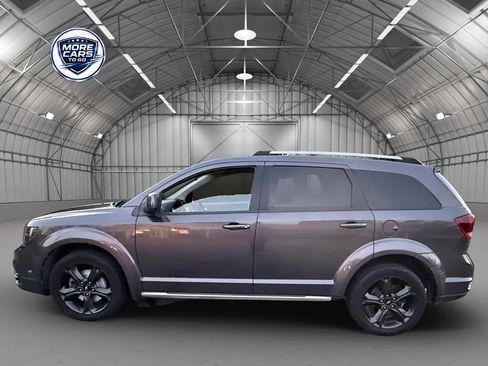 Used 2020 Dodge Journey Crossroad image 3