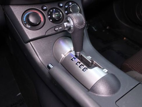 Used 2009 Mitsubishi Eclipse GS image 9