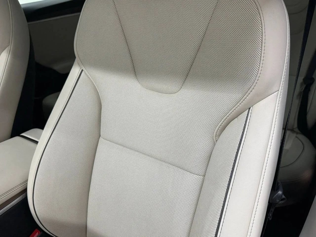 Used 2021 Tesla Model S Plaid AWD/4WD image 33