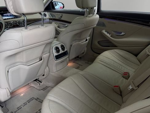 Used 2016 Mercedes-Benz S 550 Sedan image 30