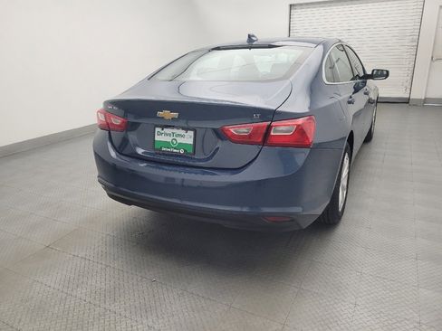 Used 2025 Chevrolet Malibu LT FWD image 7