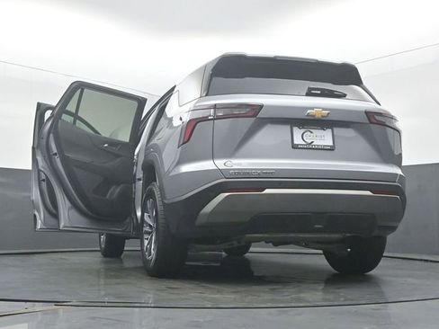 Used 2026 Chevrolet Equinox LT AWD/4WD image 58