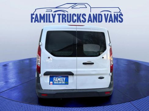 Used 2016 Ford Transit Connect XL image 4