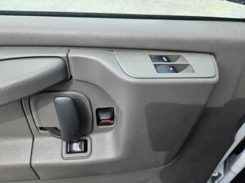 Used 2014 Chevrolet Express 1500 LT w/ LT Preferred Equipment Group AWD/4WD image 13