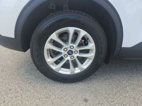 Used 2020 Ford Escape SE FWD image 9