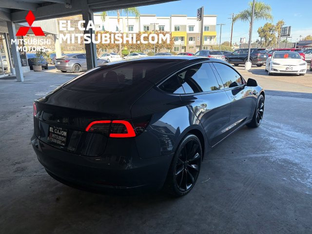 Used 2018 Tesla Model 3 Long Range RWD image 3