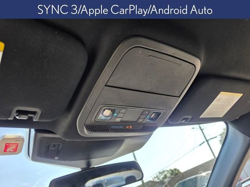 Used 2020 Ford Explorer XLT w/ Class III Trailer Tow Package AWD/4WD image 13