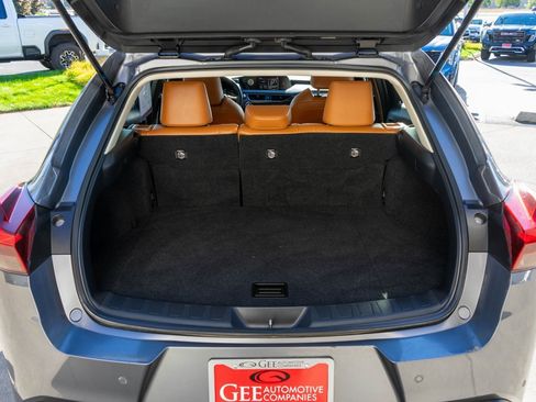 Used 2021 Lexus UX 250h image 28