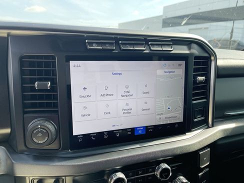 Used 2024 Ford F250 Platinum w/ Tremor Off-Road Package image 13