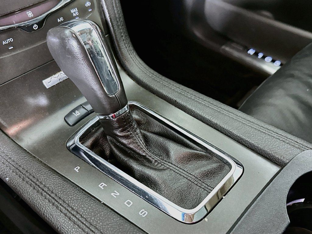 Used 2014 Lincoln MKT AWD w/ Equipment Group 201A image 22