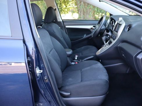Used 2009 Toyota Matrix FWD image 22