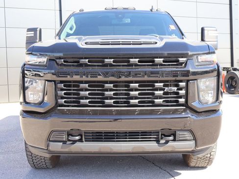 Used 2022 Chevrolet Silverado 2500 Custom w/ Custom Value Package image 7