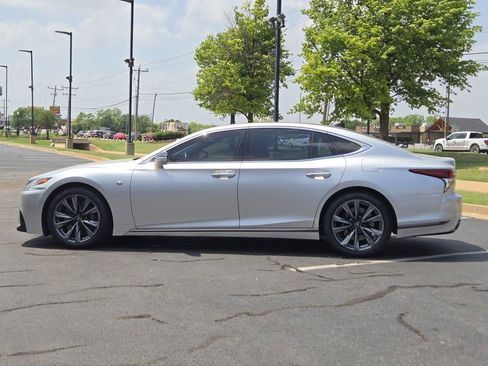 Used 2018 Lexus LS 500 F Sport w/ Accessory Package (Z1) RWD image 4