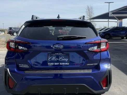 Used 2025 Subaru Crosstrek 2.5i Limited w/ Crosstrek Mirror Package image 6