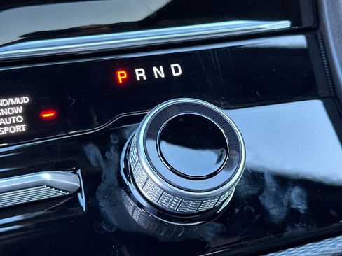 New 2025 Jeep Grand Cherokee L Limited w/ Trailer Tow Package image 28