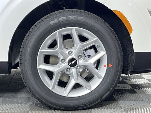 New 2025 Kia Soul S image 10