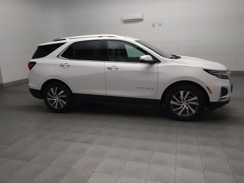 Used 2022 Chevrolet Equinox Premier image 11