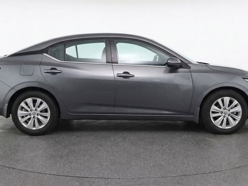 Used 2025 Nissan Sentra S FWD image 11