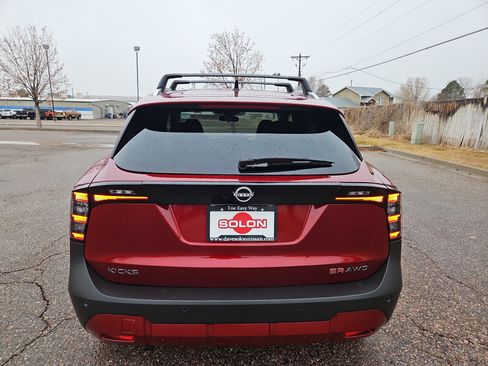 New 2026 Nissan Kicks SR w/ Cold Weather Package AWD/4WD image 6