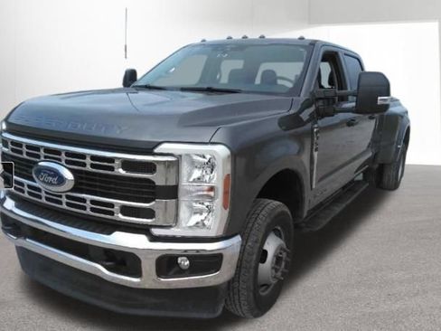 Used 2026 Ford F350 XLT AWD/4WD image 10