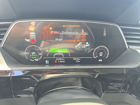 Used 2021 Audi e-tron Premium w/ Black Optic Package AWD/4WD image 9