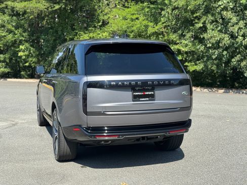 Used 2023 Land Rover Range Rover Long Wheelbase Autobiography AWD/4WD image 9