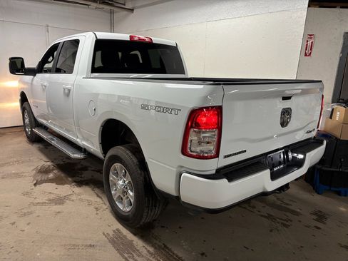 Used 2024 RAM 2500 Big Horn w/ Sport Appearance Package image 7
