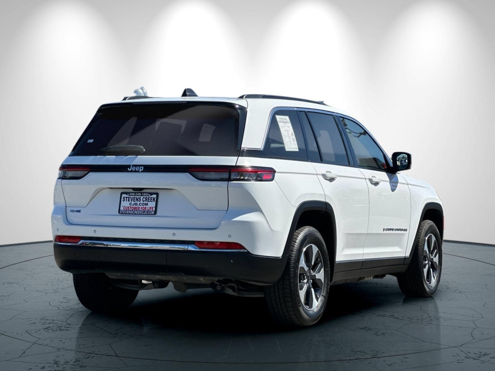 Used 2024 Jeep Grand Cherokee Limited 4xe AWD/4WD image 4