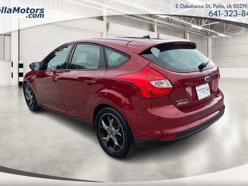 Used 2014 Ford Focus SE w/ Equipment Group 201A FWD image 5