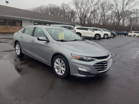Used 2024 Chevrolet Malibu LT FWD image 3