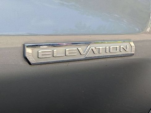 Used 2023 GMC Sierra 1500 Elevation AWD/4WD image 10
