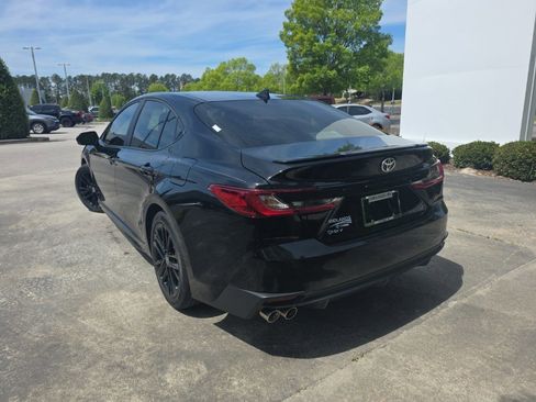 Used 2026 Toyota Camry SE image 6