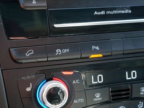 Used 2016 Audi Q5 2.0T Premium Plus w/ Technology Package AWD/4WD image 32