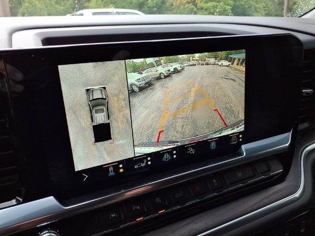 Used 2022 GMC Sierra 1500 SLT w/ SLT Premium Plus Package AWD/4WD image 43