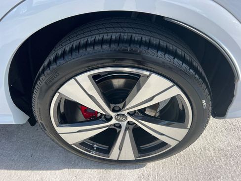 Certified 2025 Audi SQ5 Premium Plus AWD/4WD image 20