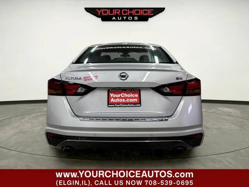 Used 2021 Nissan Altima 2.5 SR w/ SR Premium Package FWD image 4