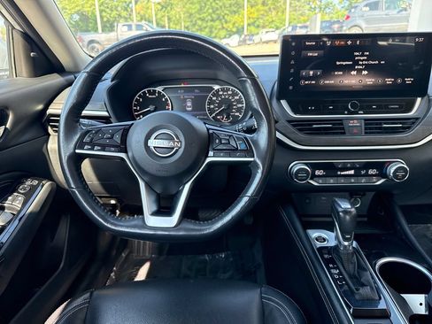 Used 2023 Nissan Altima 2.5 SL FWD image 13